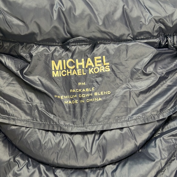 Michael Kors Down Coat, Detachable Hood, Dark Navy, Women's Petite Medum, NWT - Picture 5 of 8
